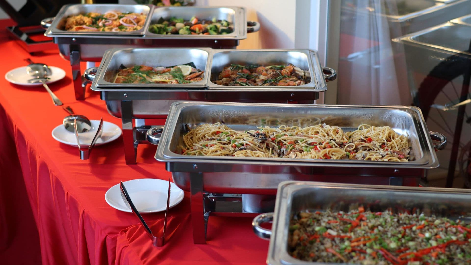 Christmas dinner buffet by Mixson Plus